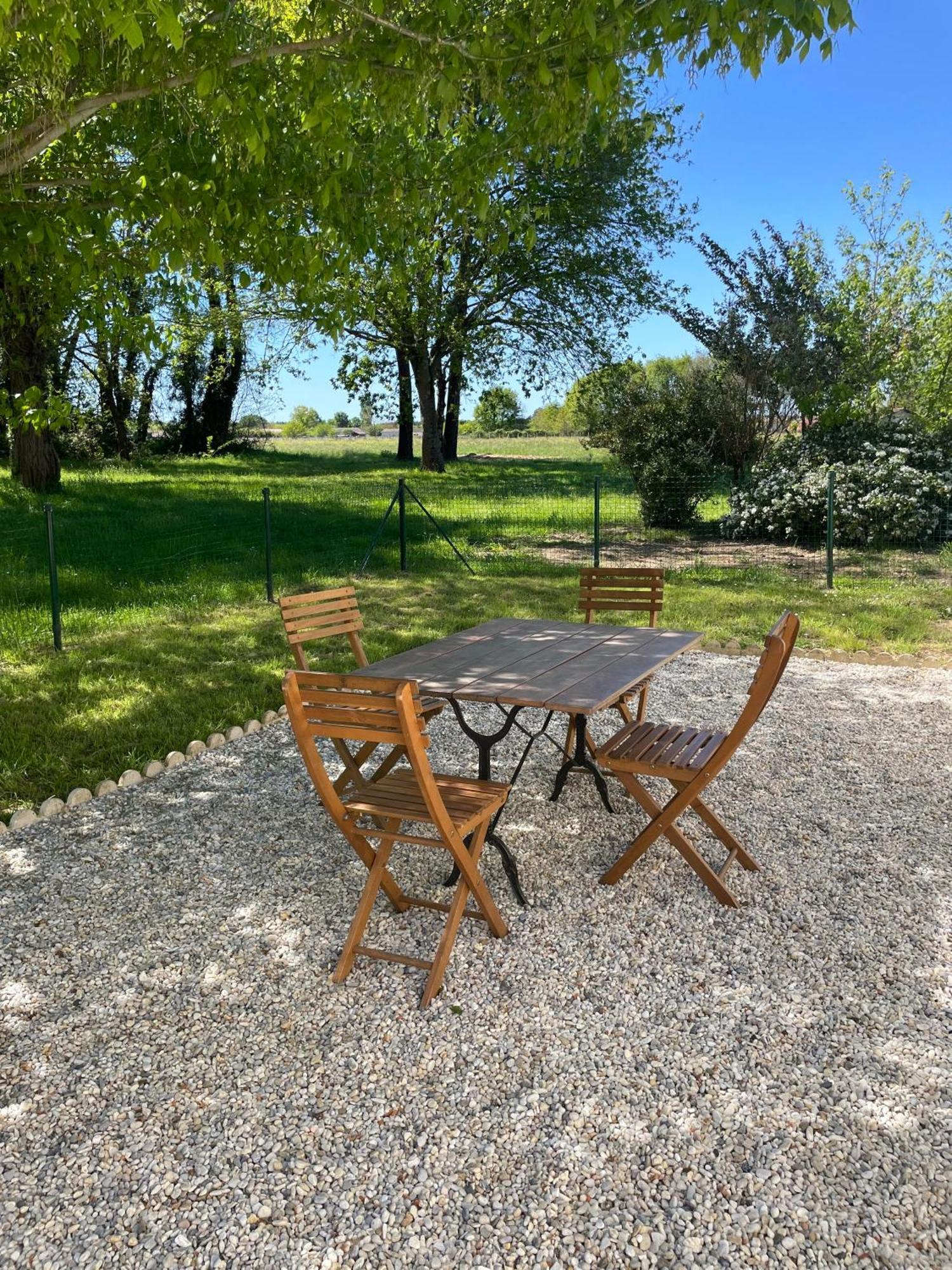 Domaine Des Quatre Terres Villa Lesparre-Médoc Eksteriør bilde